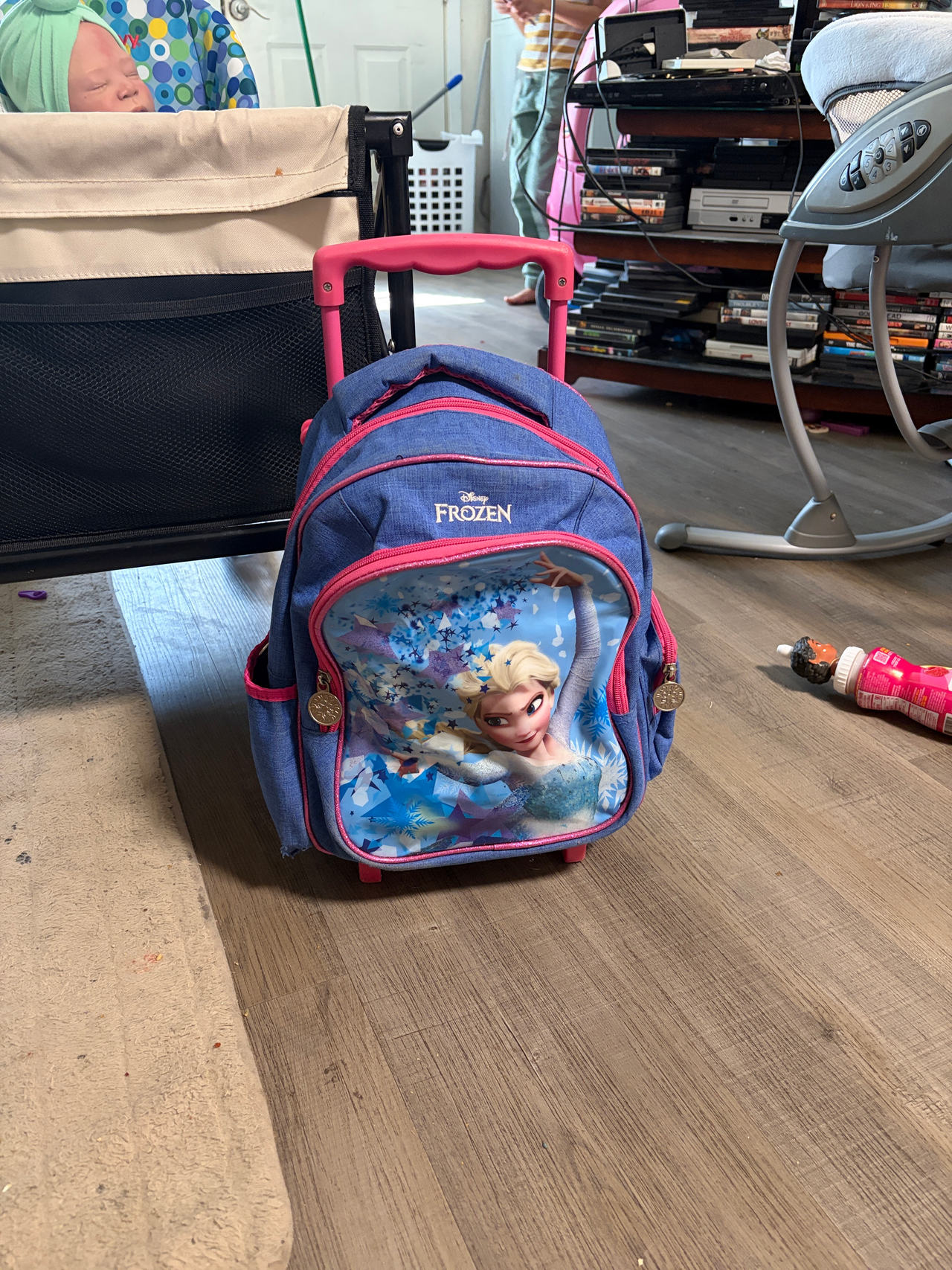 Disney Frozen Elsa Rolling Backpack