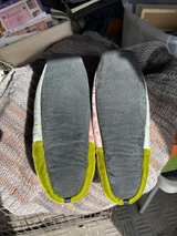 Goody vintage silk/velvet slippers size 7-8 - Image 2