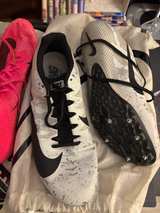 Nike Zoom Victory 3
(Missing one spike) - Image 3
