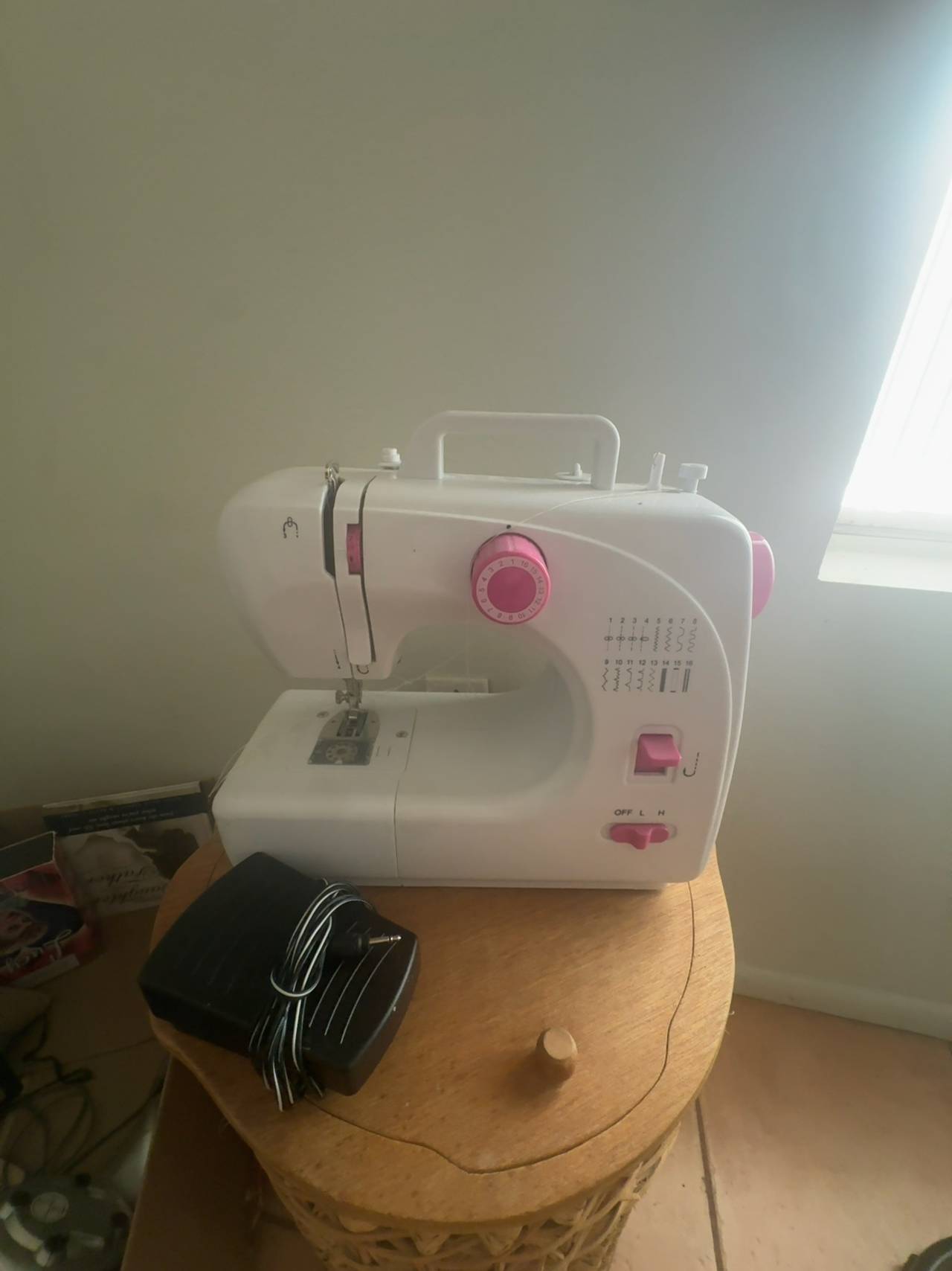 Costway Mini Sewing Machine Portable 16-Stitch
