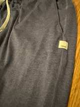 Vuori Jogger Pants - Size M - Image 2
