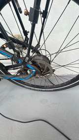 E-Bike / Bicicleta eléctrica (AS-IS) + Cargador – batería no verificada - Image 4