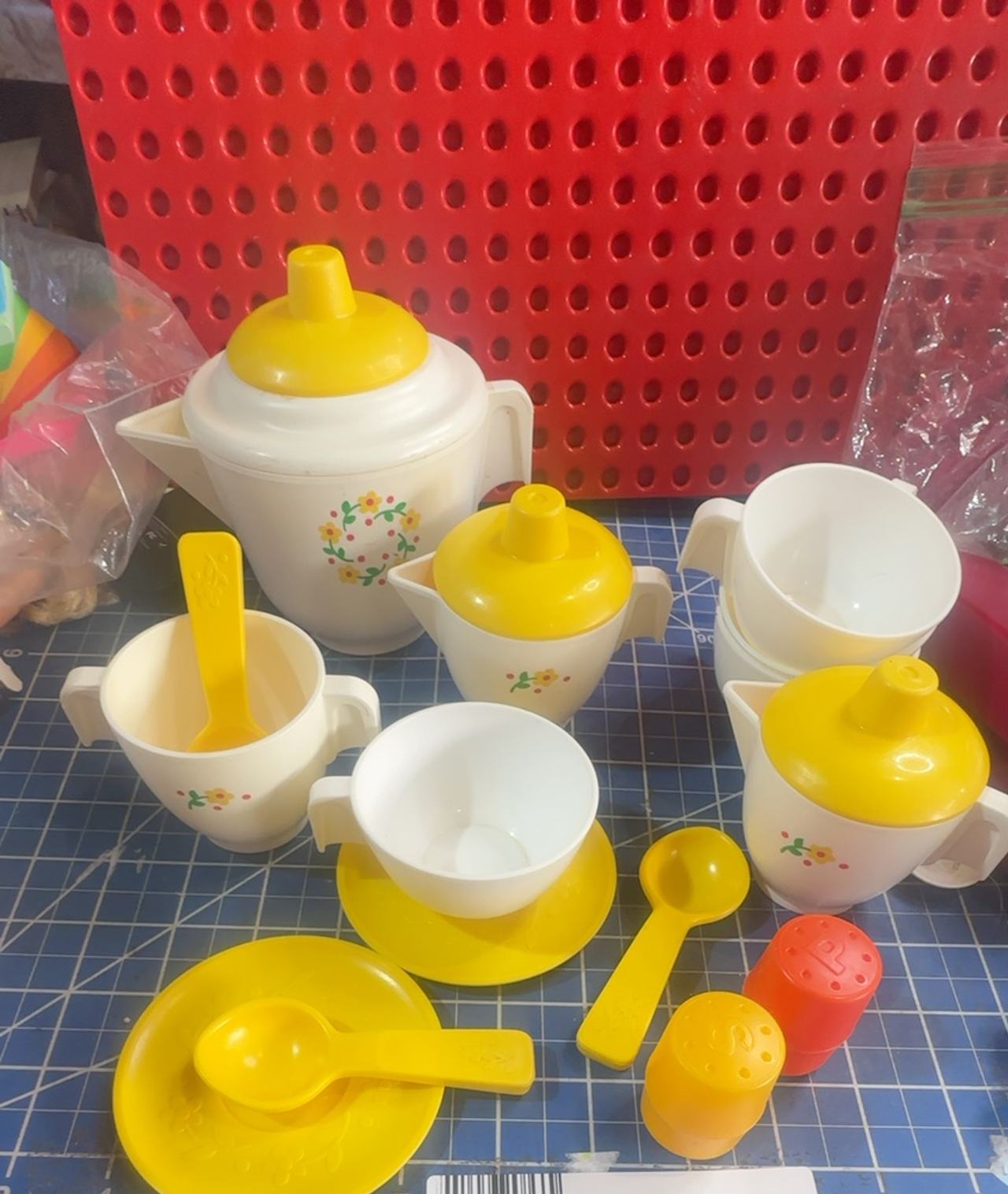 Fisher-Price Fun With Food Tea Set and Tray #681