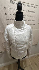 Armani Exchange White Puffer Jacket: Small - Image 4