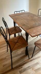 Rustic Farmhouse Extendable Dining Table and 4 Chairs - Image 4