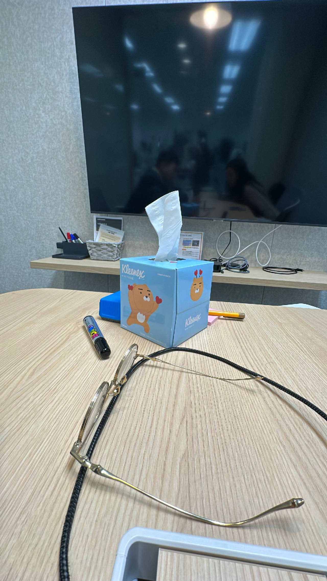 Kleenex Tissue Box