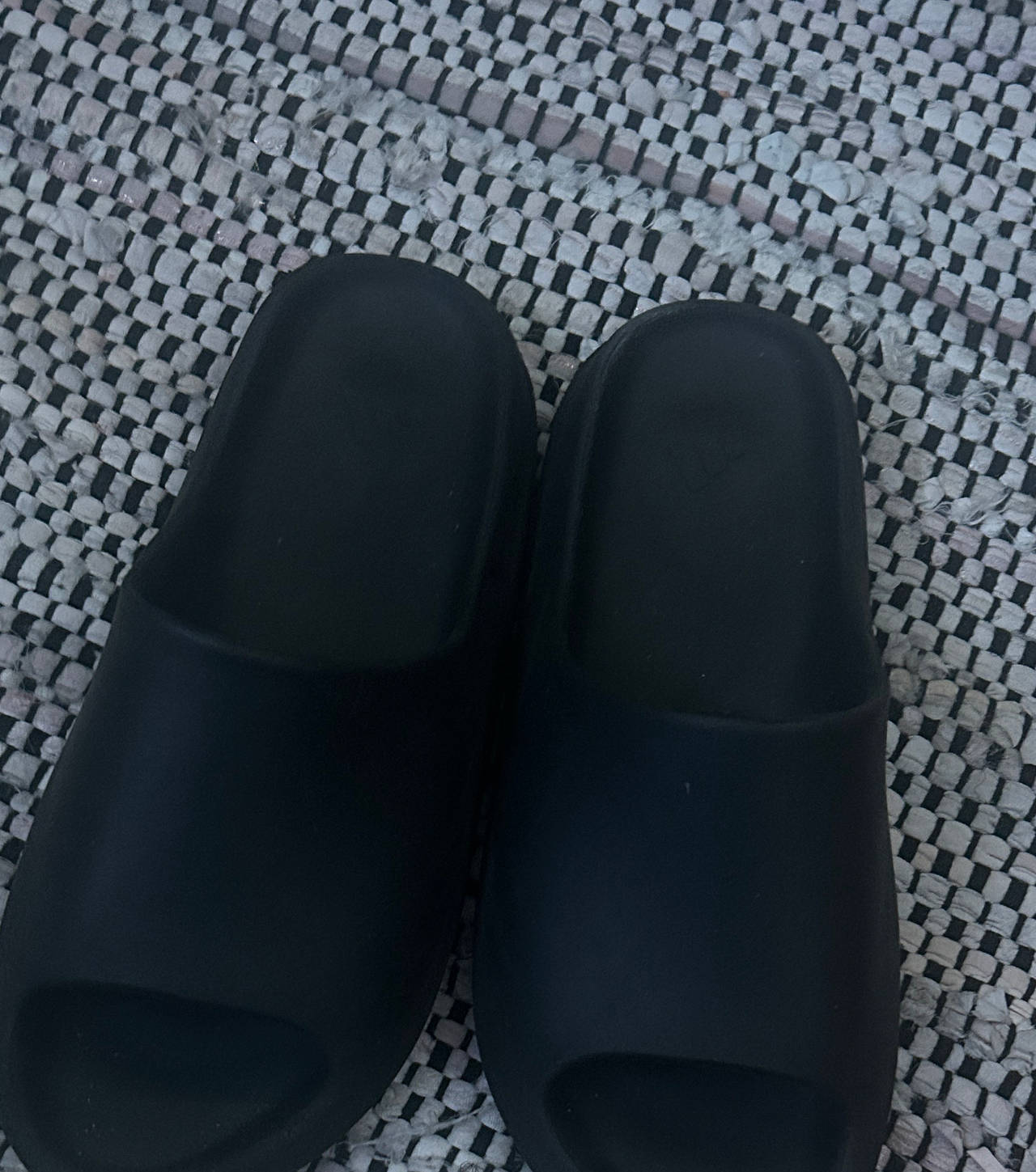 adidas Yeezy Slide Onyx