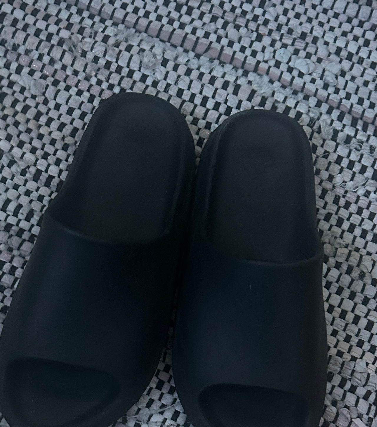 adidas Yeezy Slide Onyx
