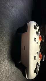 Google Stadia Controller - Image 4