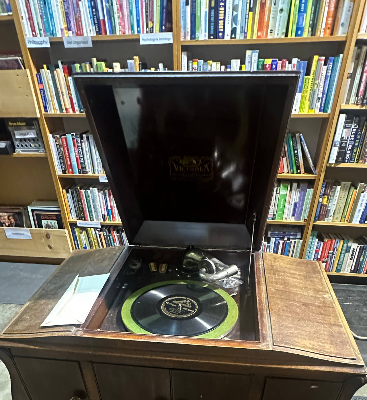 Victor Victrola Phonograph Console