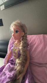 Disney Princess Playdate Rapunzel 32" Doll - Image 3