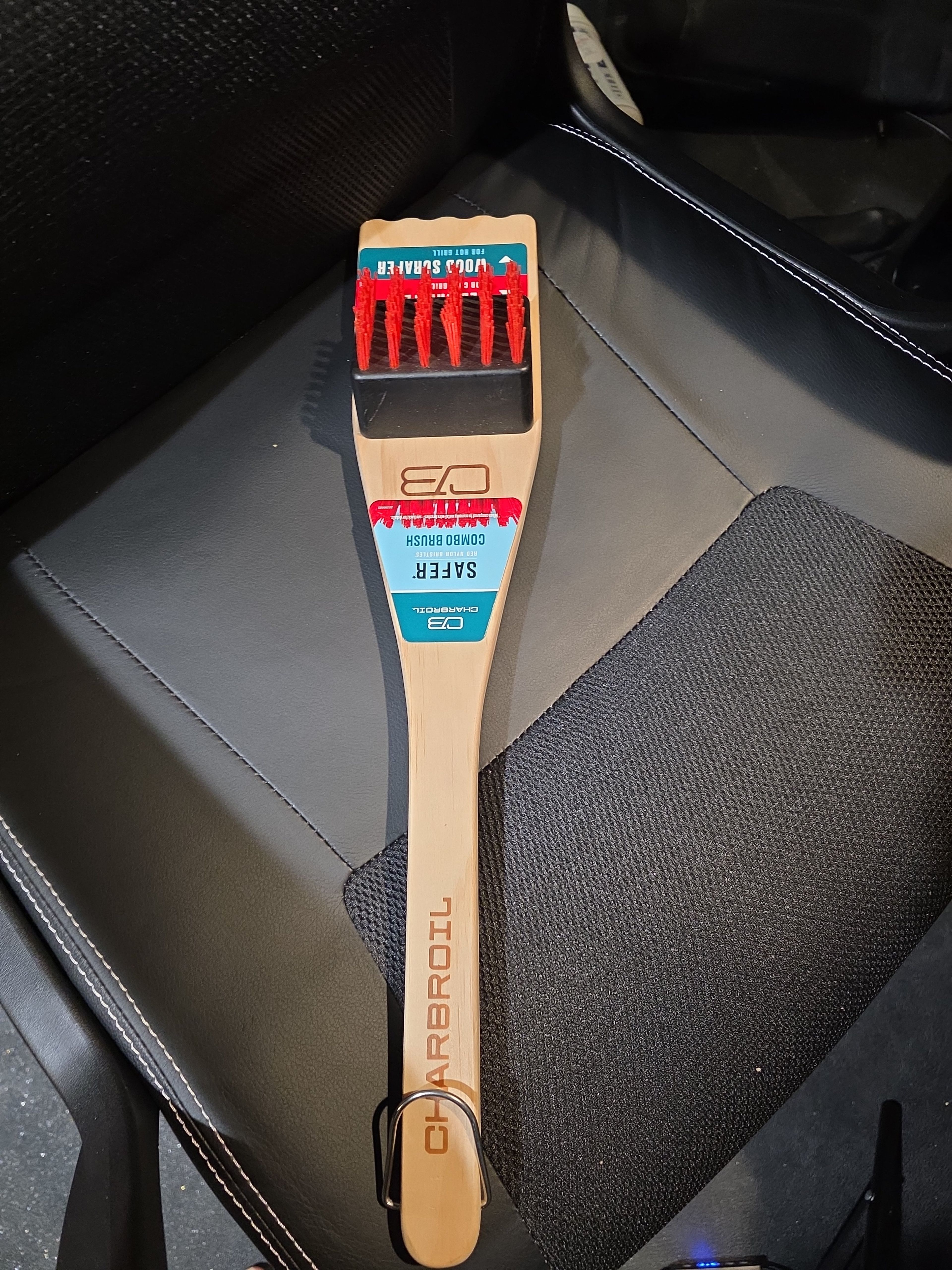 Char-Broil SAFER Wood Scraper and Nylon Bristle Combo Grill Brush