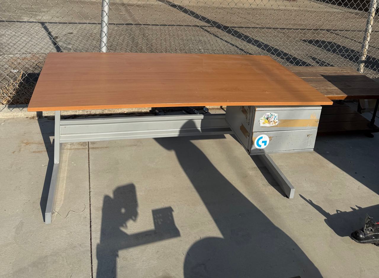 Office Desk