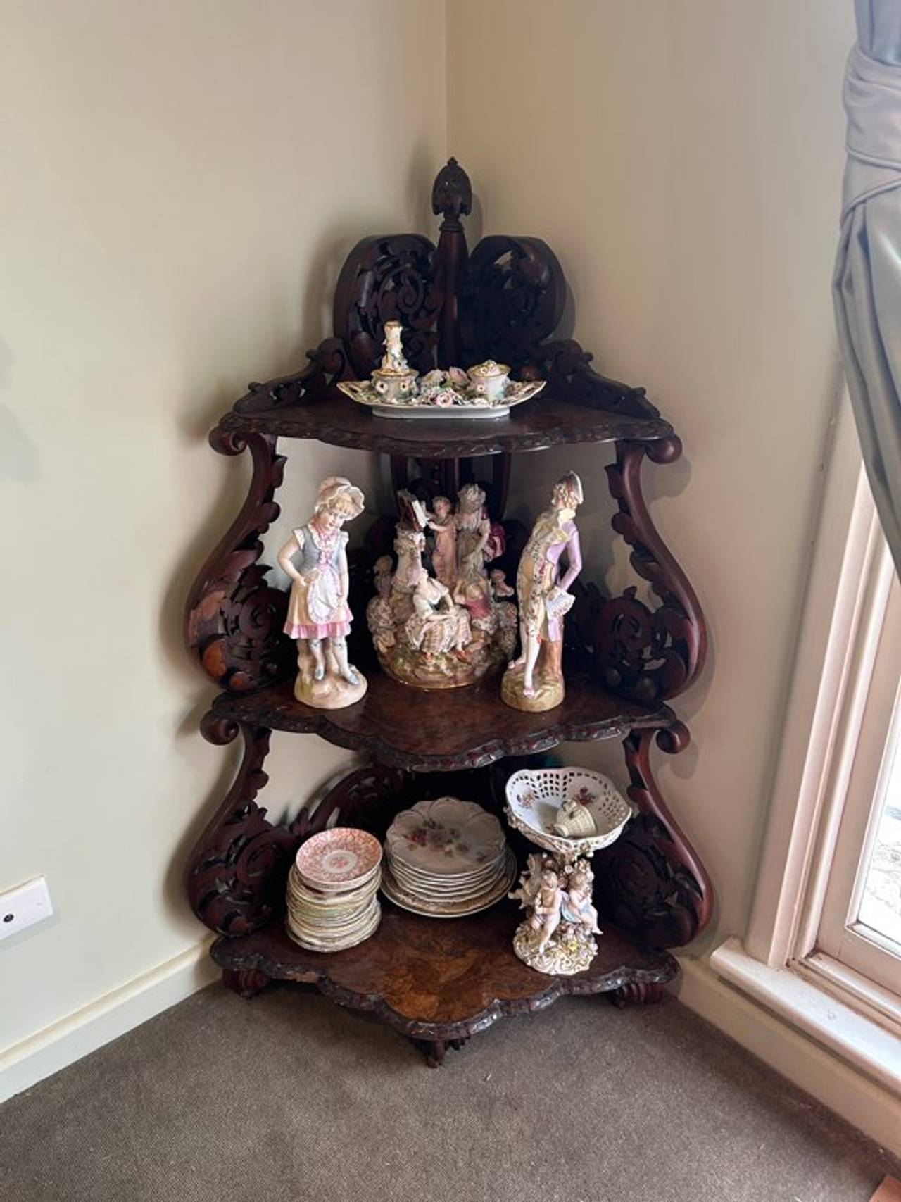 Victorian Corner Whatnot Shelf