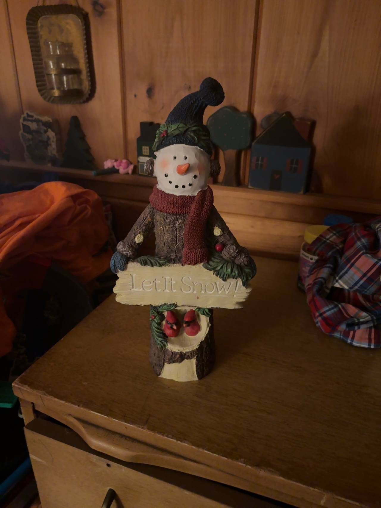 8-inch Decorative Resin Snowman Figurine