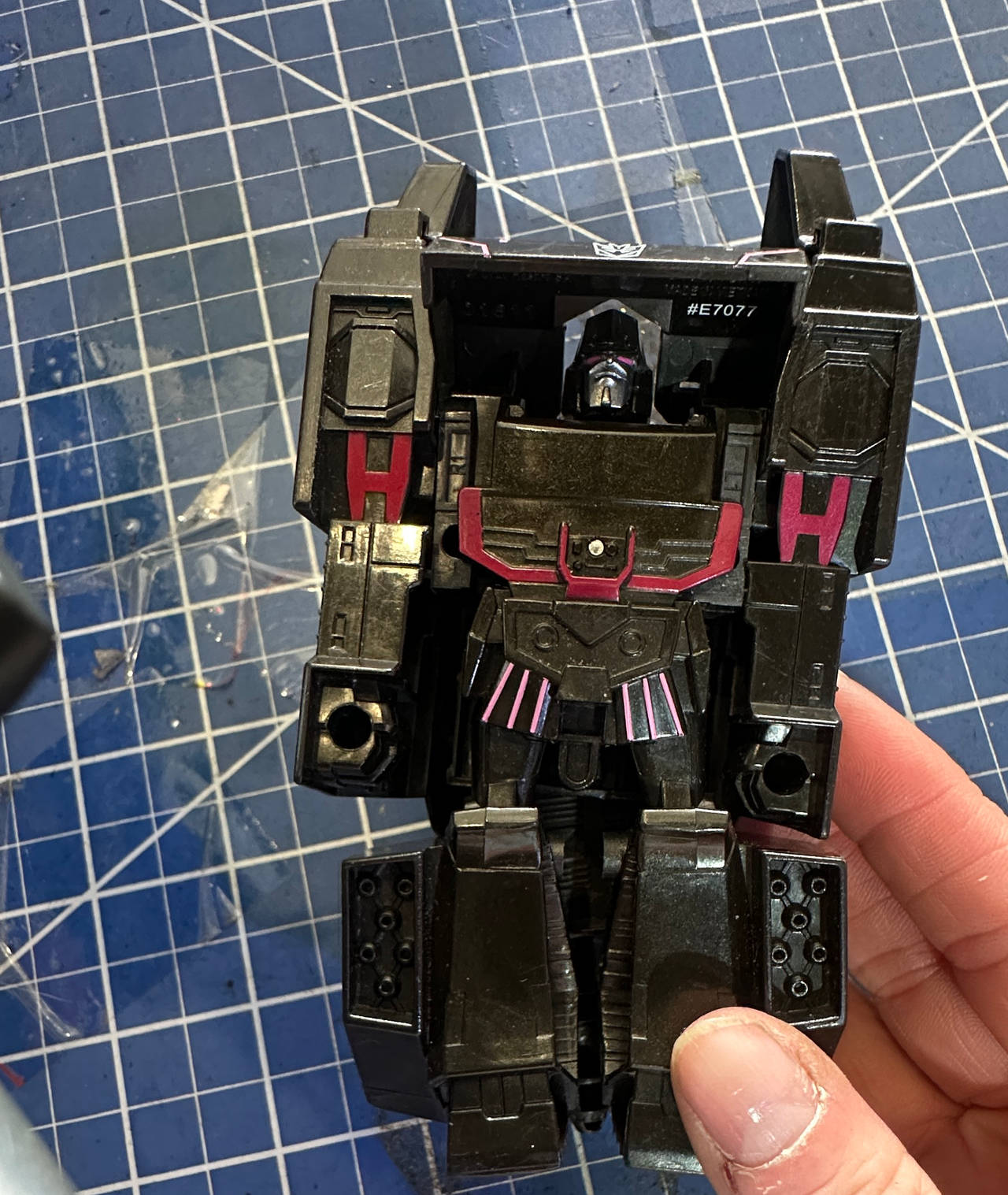 Transformers War for Cybertron Nemesis Prime Leader Class Figure. 401