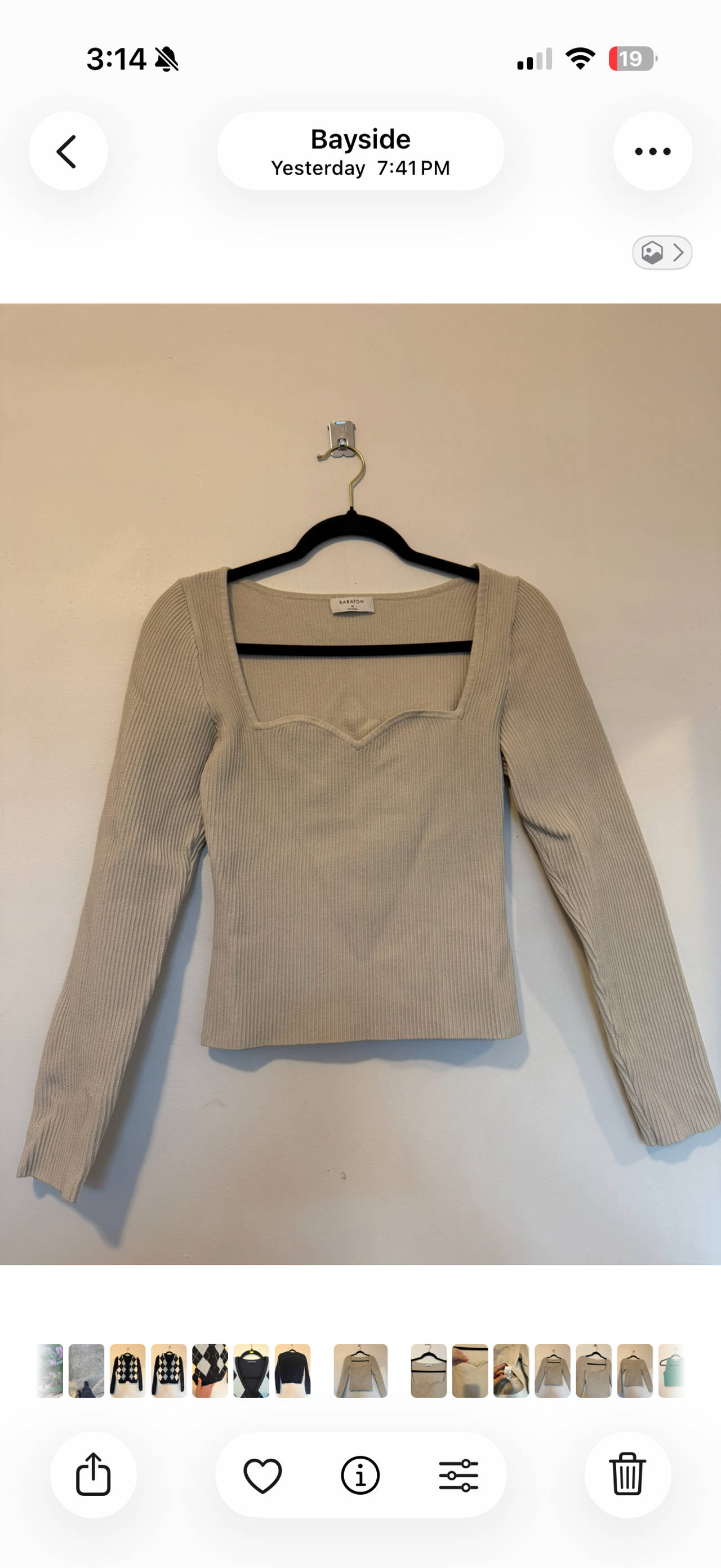 Babaton Sculpt Knit Sweetheart Top