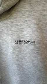 Abercrombie & Fitch Logo Graphic Hoodie - Image 3