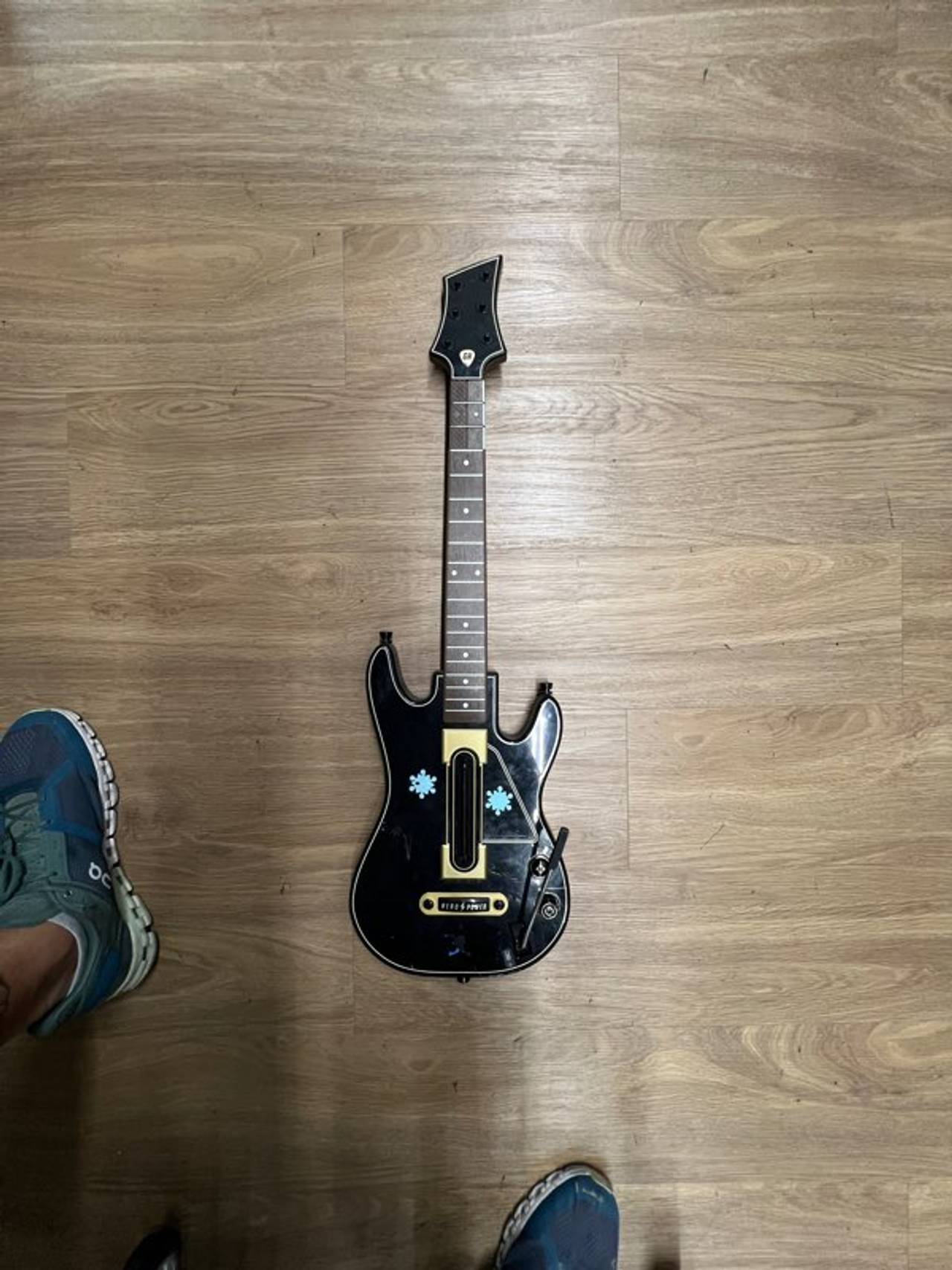 Guitar Hero Wireless Guitar Controller