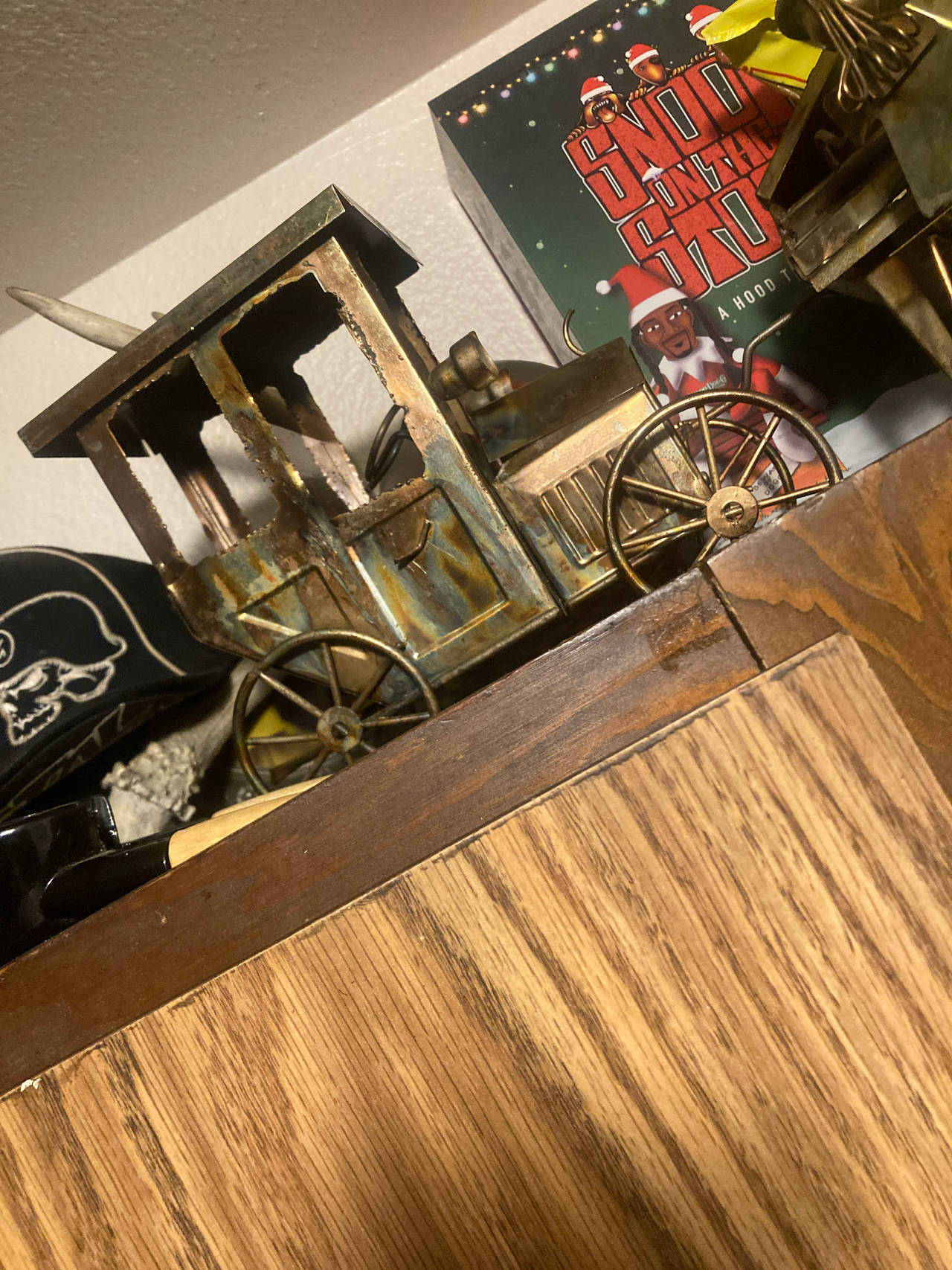 Metal Train Decor
