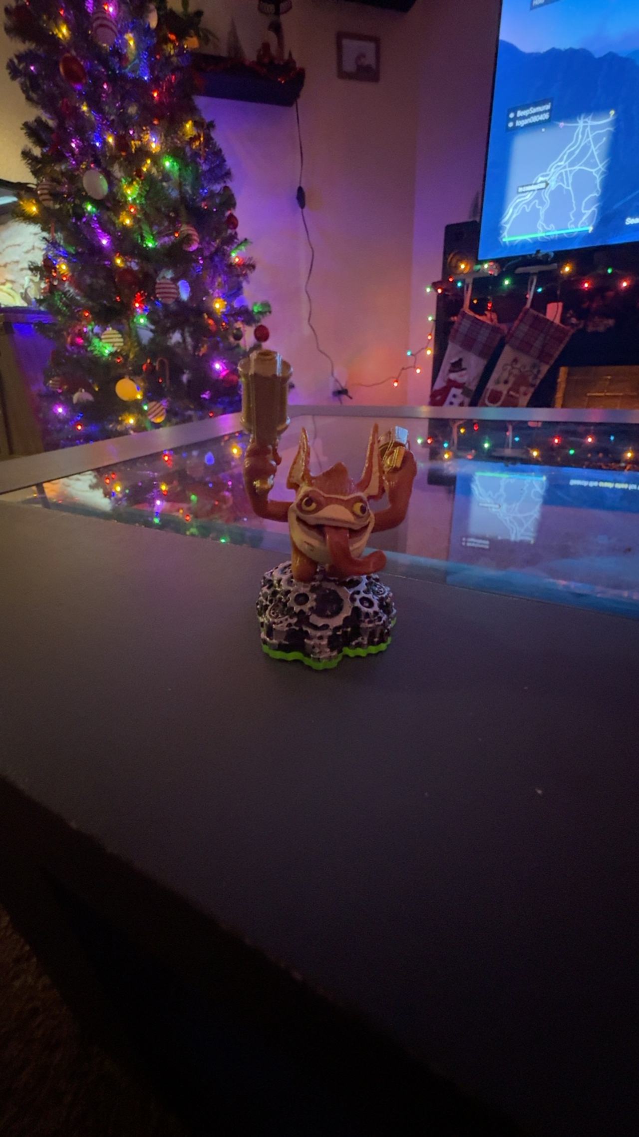 Skylanders Trigger Happy Figure Green Base