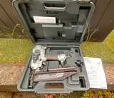 Hitachi HPT 16-Gauge Finish Nailer NT65M2SM 2-1/2" - Image 2