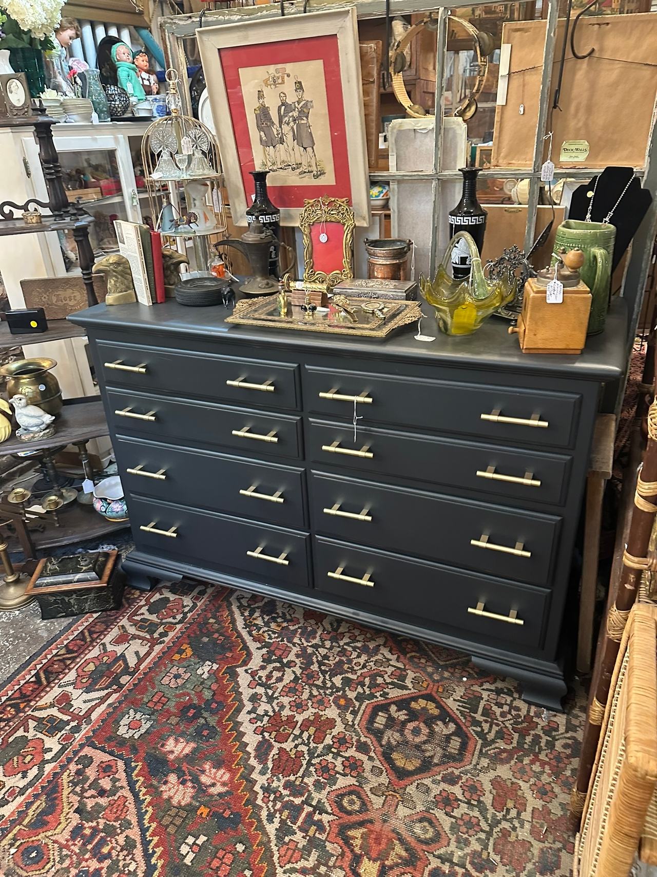 9-drawer dresser