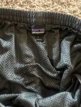 Patagonia Men's Baggies Shorts 5" gray great condition Large - Image 2