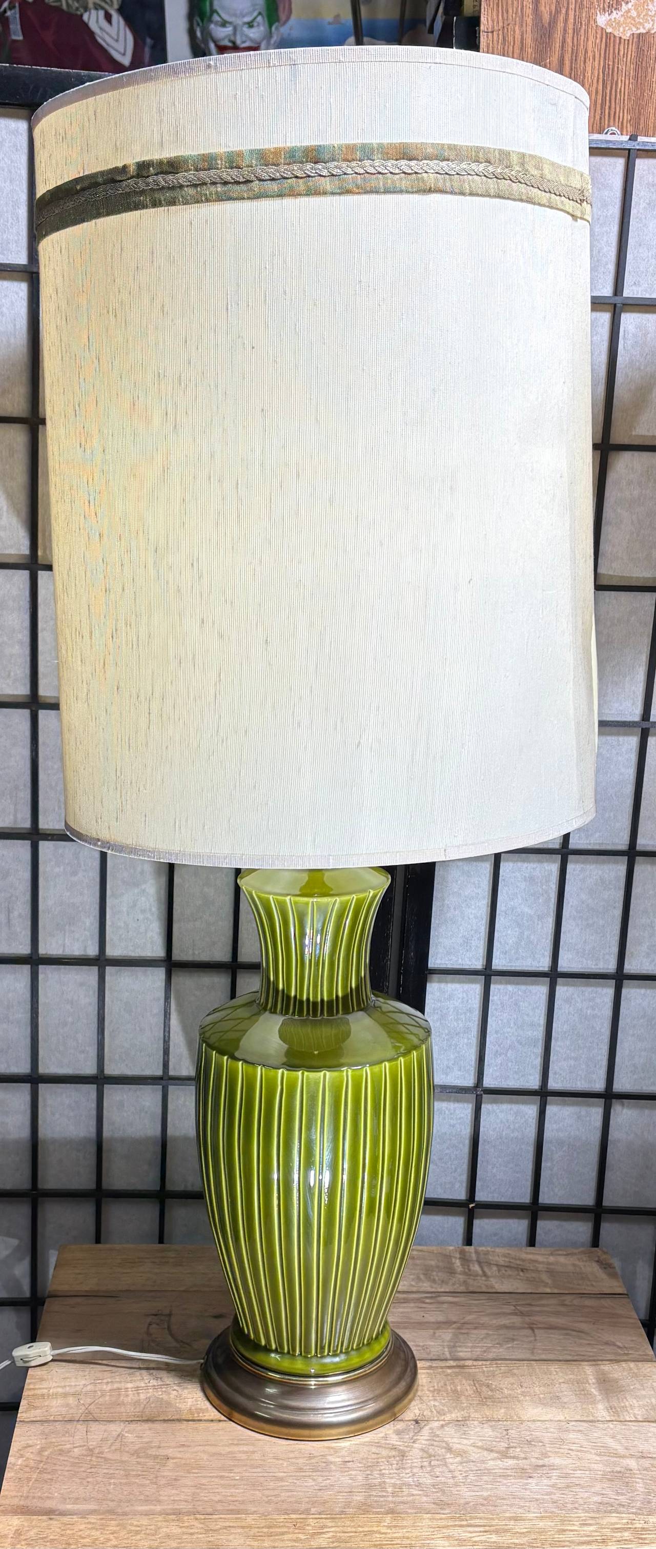 Vintage Green Ceramic Table Lamp