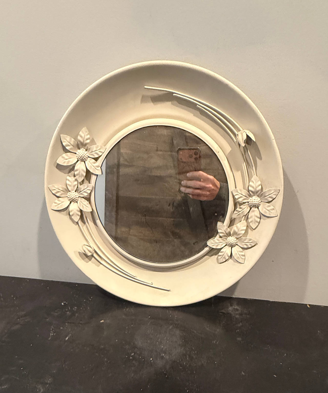 Round Floral Metal Wall Mirror