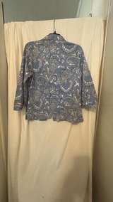 Geoffrey Beene Women's Stretch Paisley Button Down Shirt - Image 4