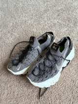 Women’s Nike Space Hippie 04 Sneakers Size 7 - Image 1