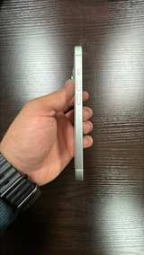 Apple iPhone 15 128GB Green (T-Mobile) - Image 3