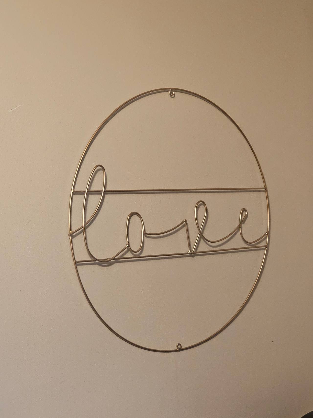 Circular Love Wire Wall Art