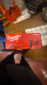 Milwaukee M12 23 Gauge Pin Nailer - Image 3