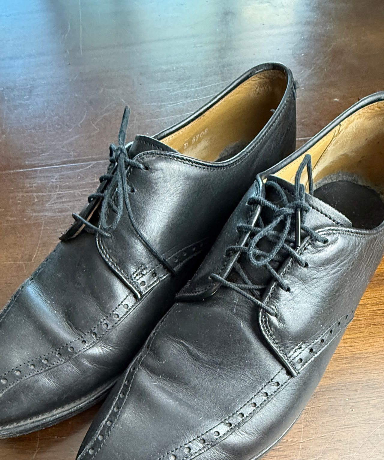 Allen Edmonds Black Leather Wendell Derby Shoes