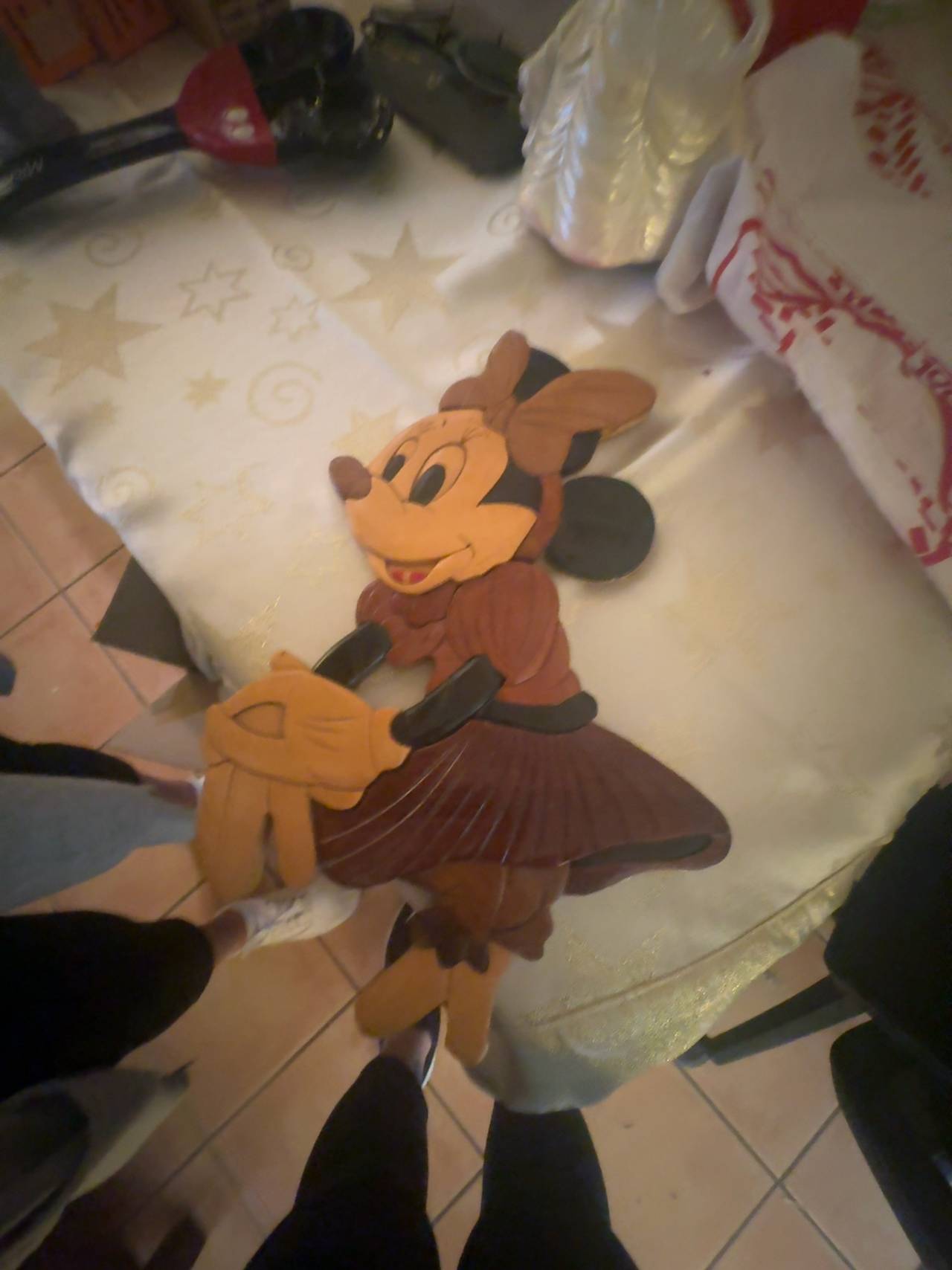 Disney Minnie Mouse Vintage Wooden Plaque 11"