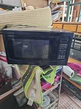 Insignia 0.7 Cu. Ft. Compact Microwave - Image 2