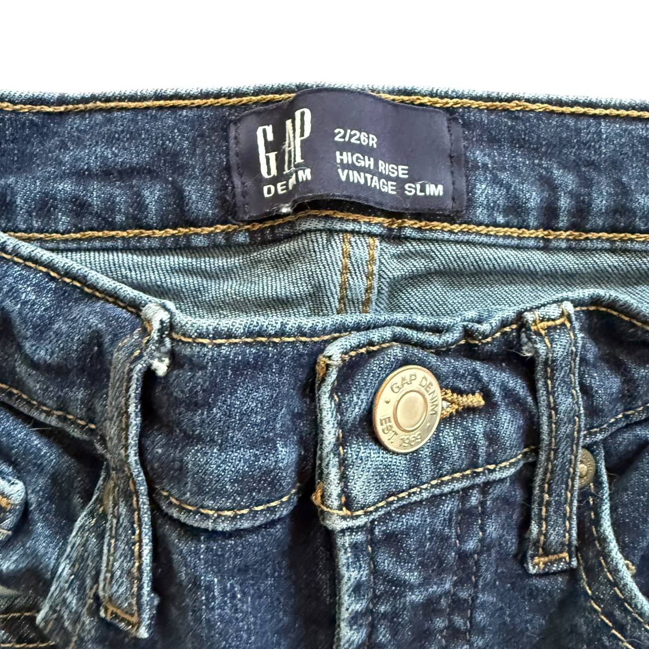 GAP Jeans Women’s Size 2 / 26R High Rise Vintage Slim Denim Pants 