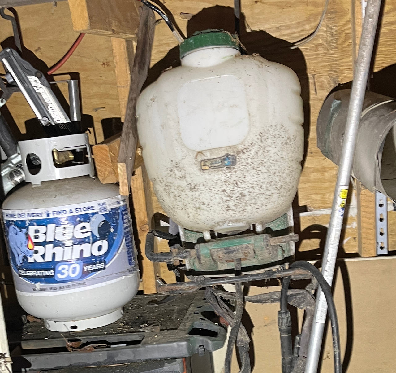 Chapin 4-Gallon 24V Battery Backpack Sprayer