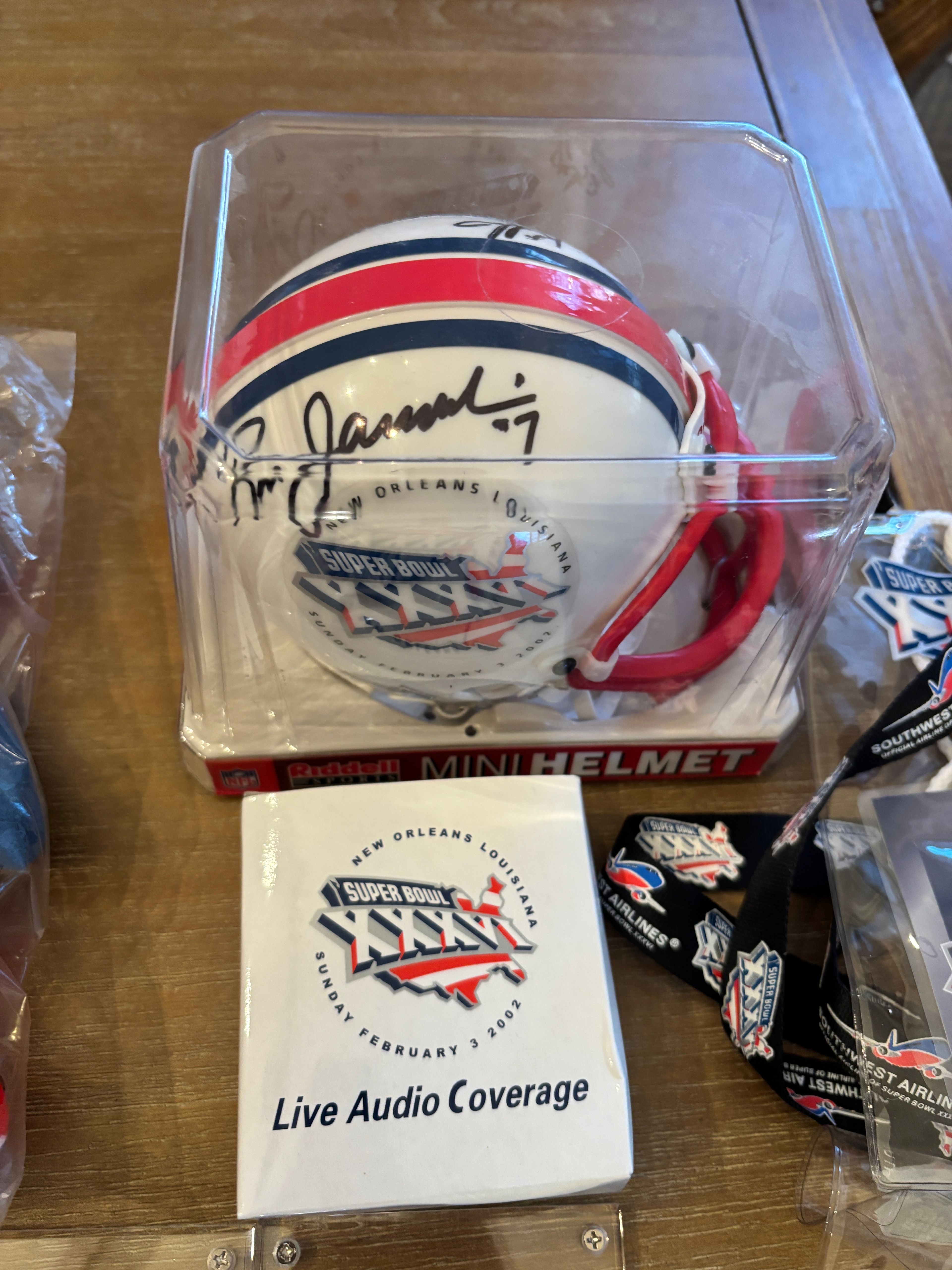 Super Bowl XXXVI New England Patriots Souvenir Lot - Image 7