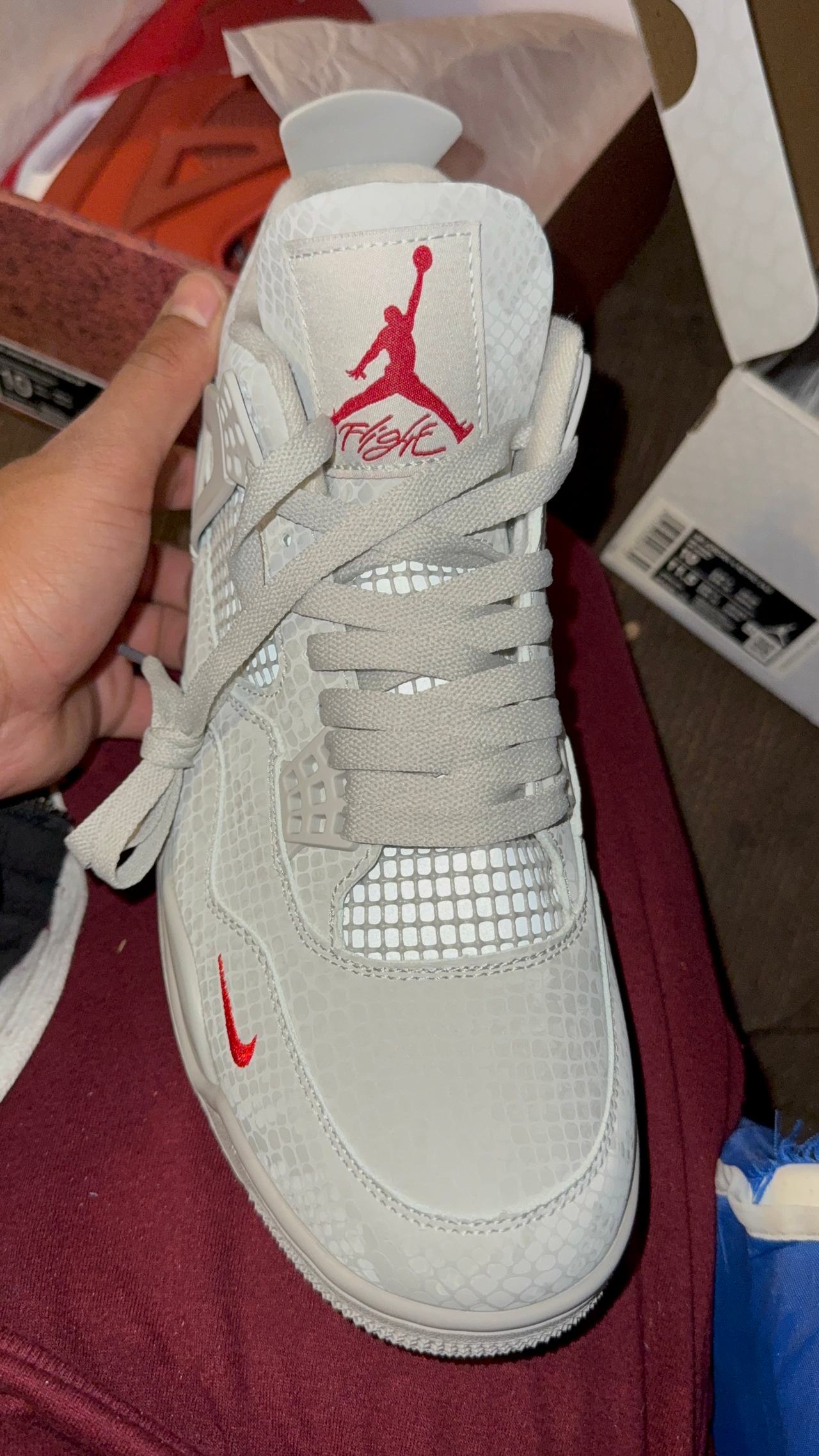 Air Jordan 4 Retro SE Craft Photon Dust