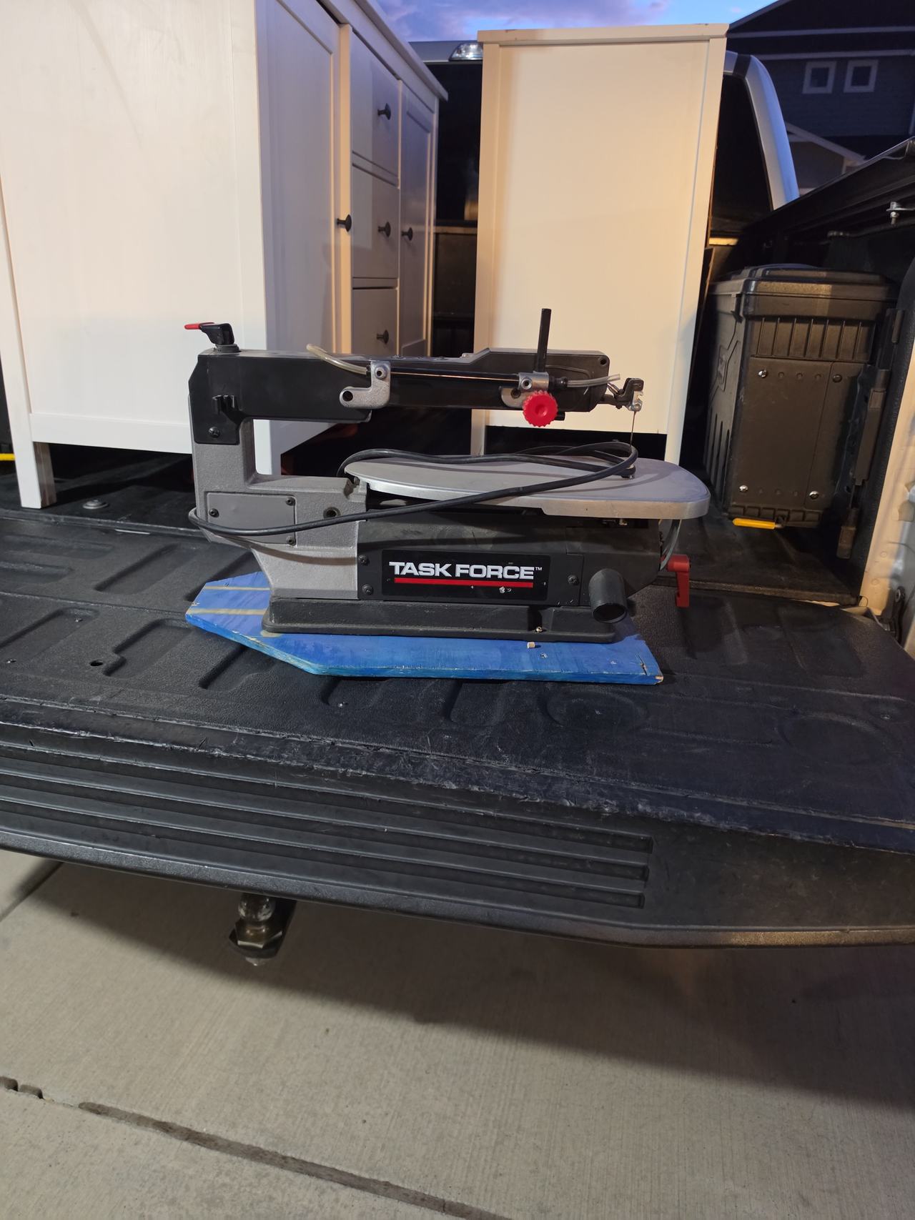 Task Force 16-inch Scroll Saw