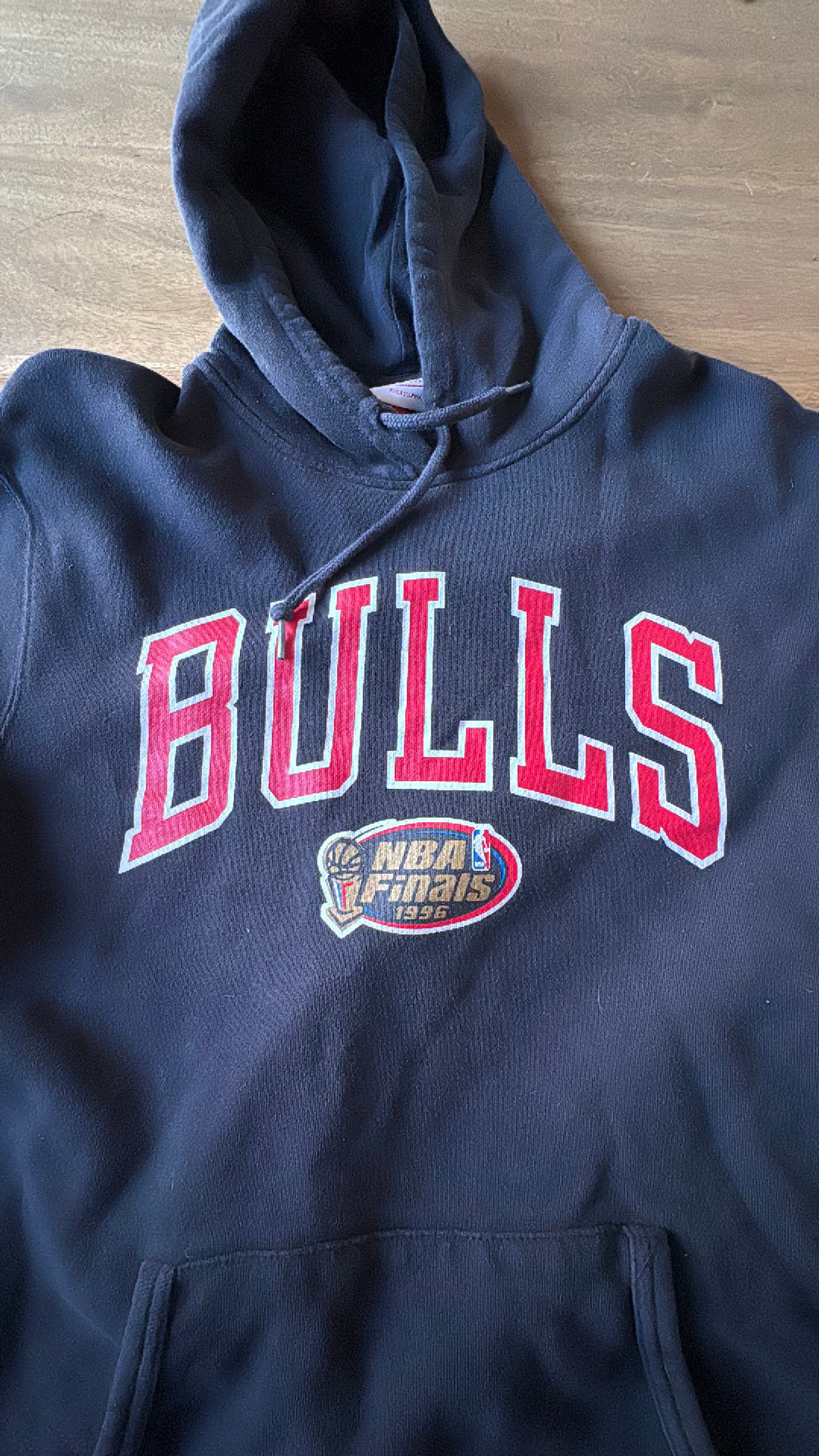 Mitchell & Ness 1996 Finals Chicago Bulls Black Short Sleeve Hoodie Size Medium
