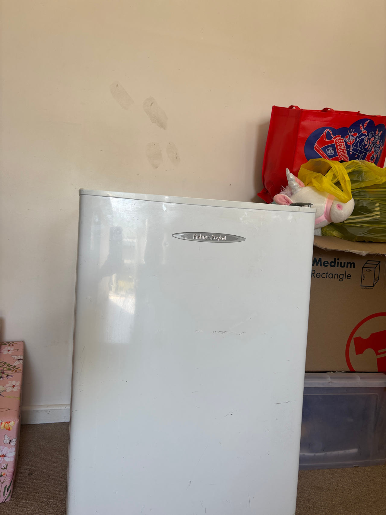 Fisher & Paykel Bar Fridge