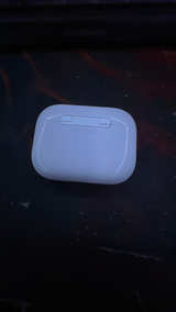 Apple AirPods Pro (3rd Generation) - Image 4