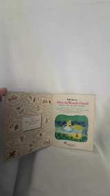 Walt Disney's Alice in Wonderland Meets the White Rabbit Little Golden Book 1979 - Image 2
