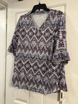 Lomon Women's Bell Sleeve V-Neck Geometric Print Top - Image 1