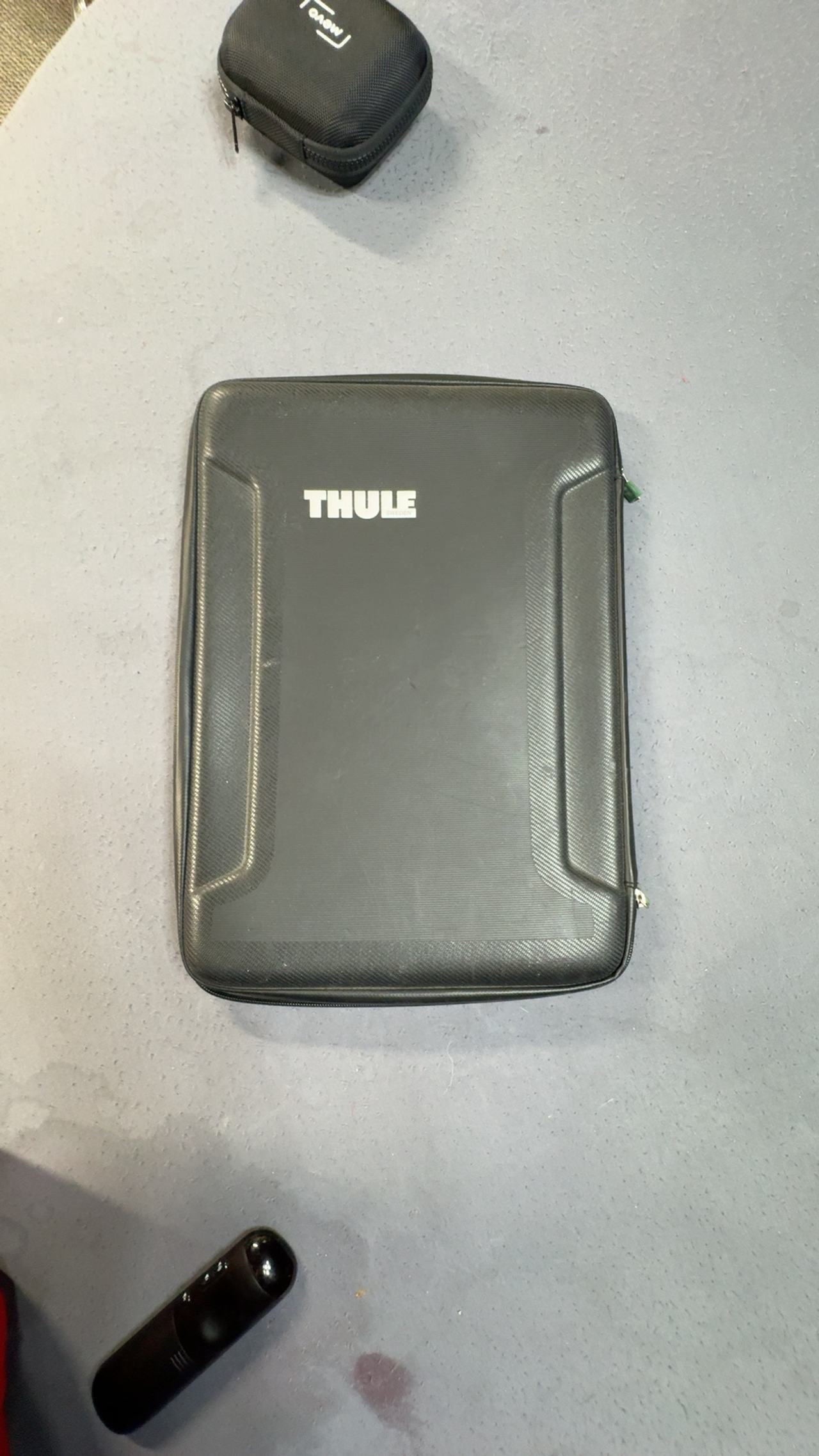 Thule Gauntlet 13" Laptop Sleeve Black