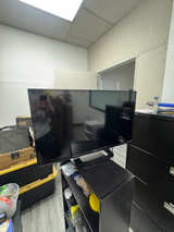 32 inches LED TV - Image 1